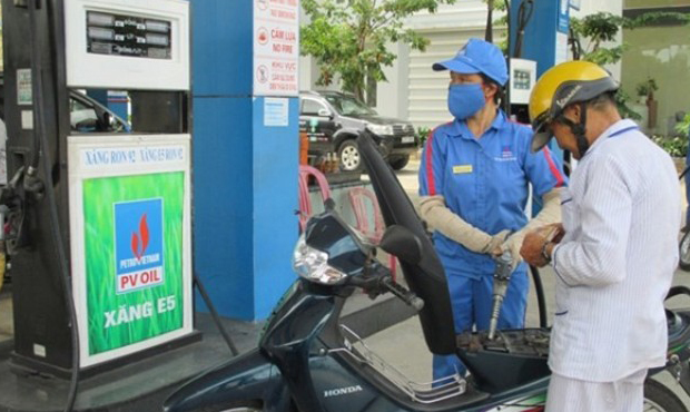 Dự tính xăng E5 trong thời gian tới sẽ "xoắn ngôi" xăng A92