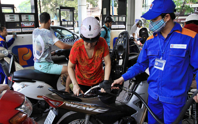 Giá cả xăng dầu Việt Nam cạnh tranh với nhau nữa vời