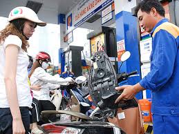 Về việc tính thuế cho ngành xăng dầu, giá xăng dầu khó chính xác