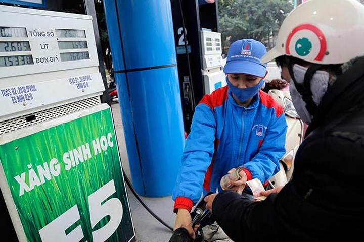 Không thể đẩy lùi xăng E5 thay thế xăng RON92 từ ngày 01/01/2018