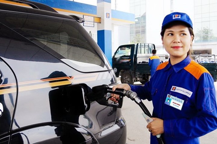 Giữ nguyên giá bán xăng, dầu, tăng trích quỹ