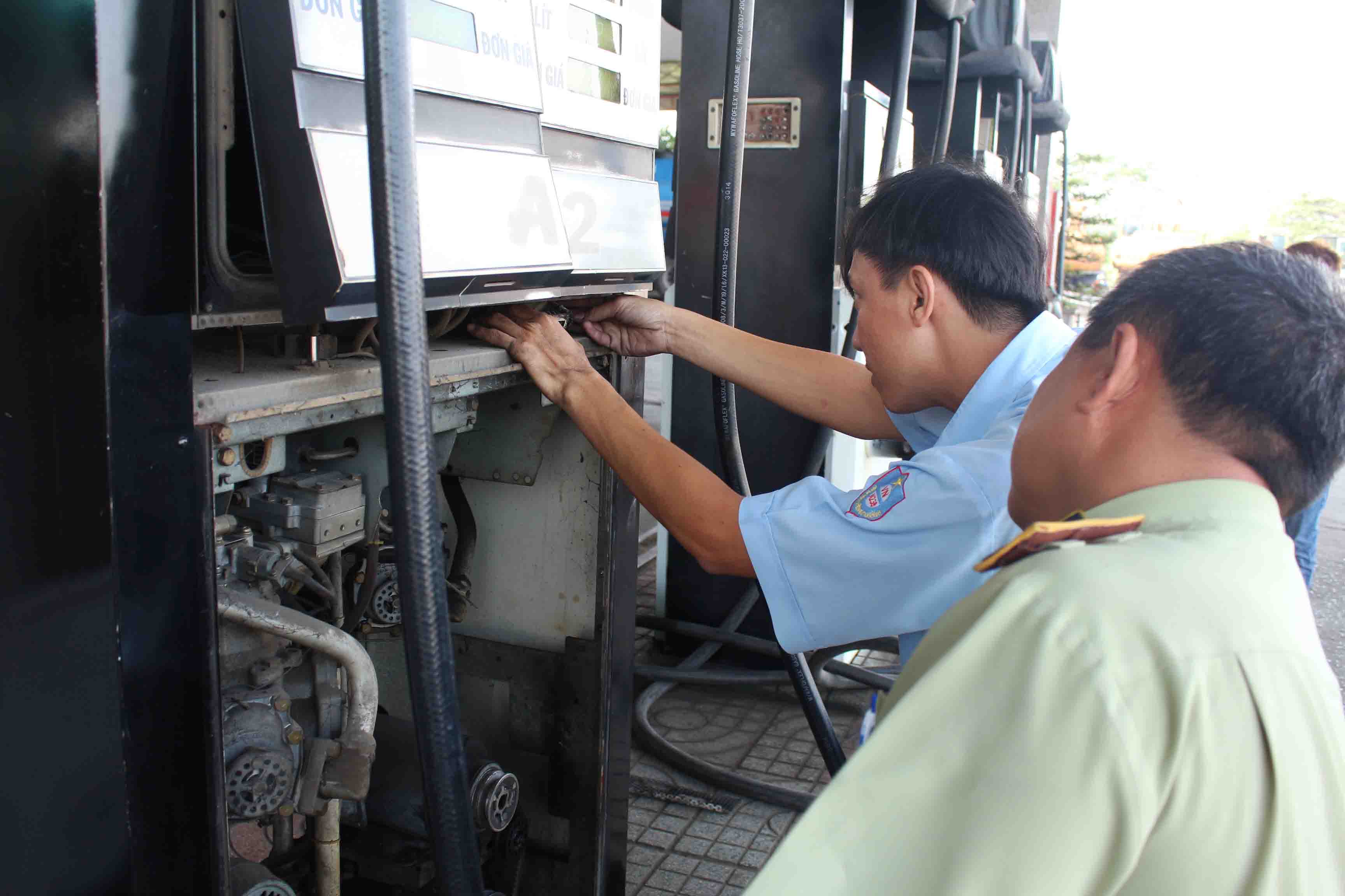 Nhức nhối với gian lận xăng dầu tại Bình Dương