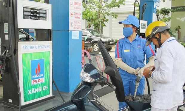 Đề xuất xoá sổ xăng RON 95: Giá cồn E100 'độc quyền' trong nước đắt hơn nhập ngoại