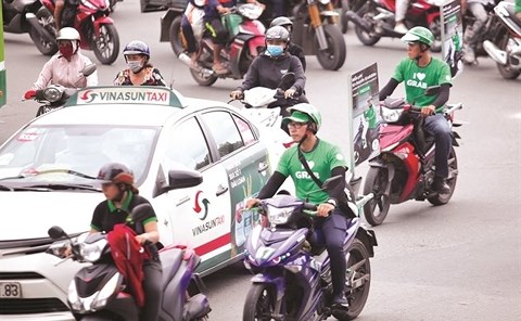 Nếu Vinasun thắng kiện, tất cả hãng taxi đổ xô kiện Grab thì sao?