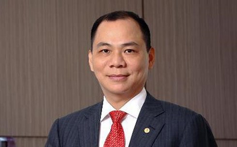 Tỷ phú Phạm Nhật Vượng toan tính gì khi rời ghế Chủ tịch HĐQT Vinhomes?