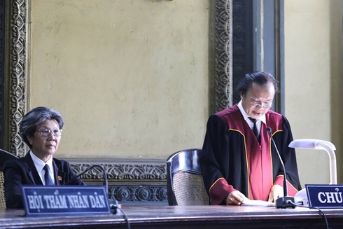 Vụ ly hôn nghìn tỉ của ''vua cà phê'': Nhầm án phí tới 80 tỷ, tòa sẽ xử lý thế nào
