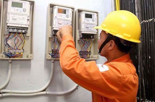 Bộ Công Thương sẽ kiểm tra tác động tăng giá điện