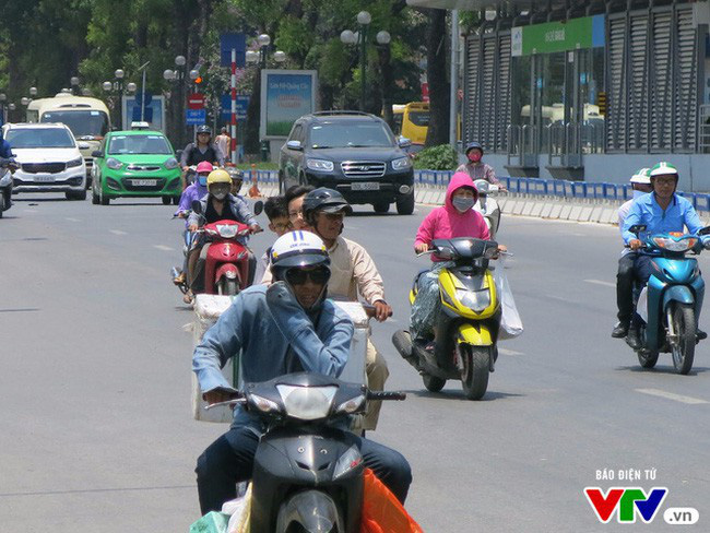 Bắc Bộ, Trung Bộ nắng nóng gay gắt, có nơi nhiệt độ gần 40 độ C