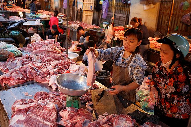 Tin Tức Mới: Bộ Công thương cảnh báo thiếu nguồn cung thịt lợn dịp cuối năm