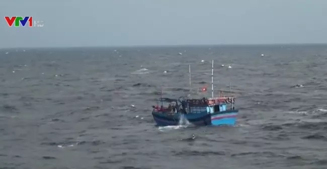 TIN TỨC MỚI - Phát hiện thi thể gần khu vực 9 ngư dân mất tích