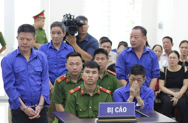 TIN TỨC MỚI - Xét xử vụ án ‘’Bảo Kê‘’ ở chợ Long Biên