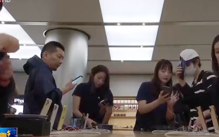 TIN TỨC MỚI - Không khí mở bán iPhone 11 trên toàn cầu