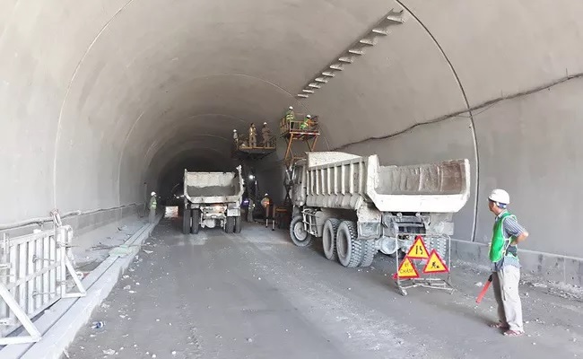 TIN TỨC MỚI - Hoàn thành khoan thông hầm Hải Vân 2
