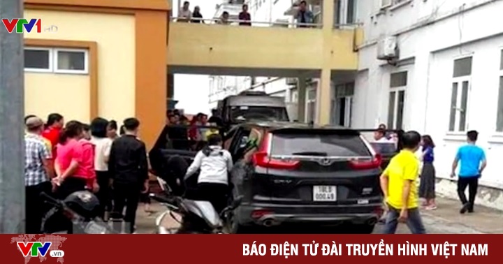 TIN TỨC MỚI - Hàng trăm công nhân nhập viện nghi do ngộ độc khí