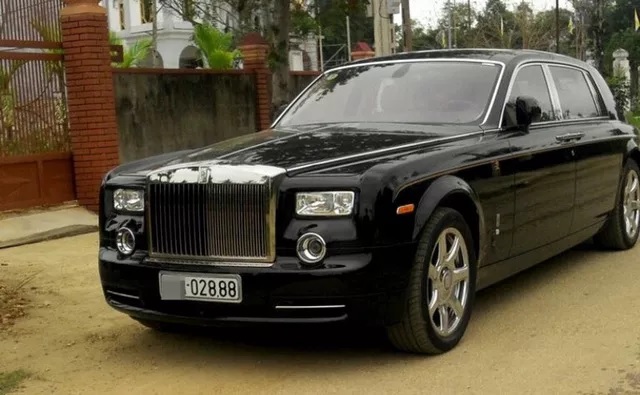 TIN TỨC MỚI - Bấm số ngẫu nhiên, nhiều xe taxi, xe môi trường có biển siêu đẹp