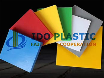 NHỰA UHMW-PE CHỊU ĐƯỢC HÓA CHẤT VÀ VA ĐẬP RA SAO?