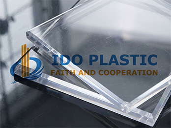 NHỰA POLYCARBONATE (PC): CÓ THỰC SỰ THAY THẾ ĐƯỢC KÍNH TRONG XÂY DỰNG?
