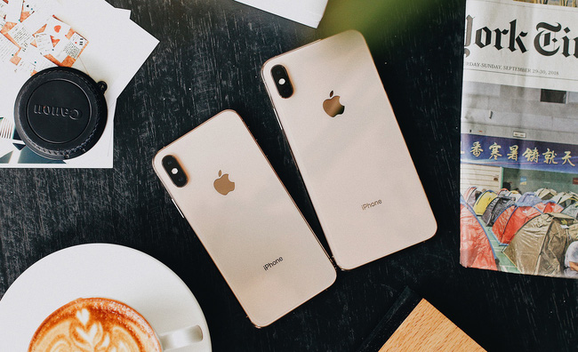 hom-nay-2-11-iphone-xs-xs-max-xr-chinh-hang-len-ke-tai-viet-nam.jpg