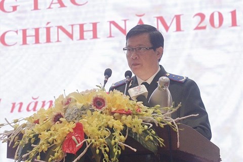ong-dinh-la-thang-phai-nop-600-ty-nhung-2-vo-chong-chi-co-1-can-ho-1.jpg