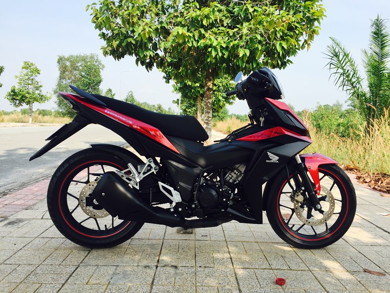 gia-xe-honda-winner-150-tai-dai-ly-moi-nhat-thang-12019-1.jpeg